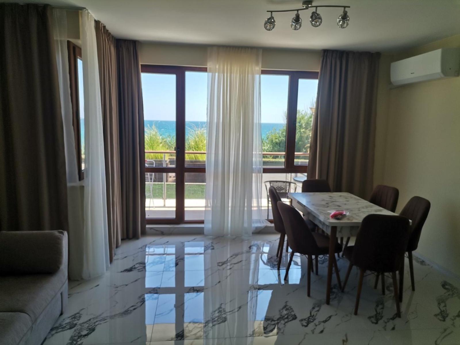 פרימורסקו Zigrabay Lovely Appartments מראה חיצוני תמונה